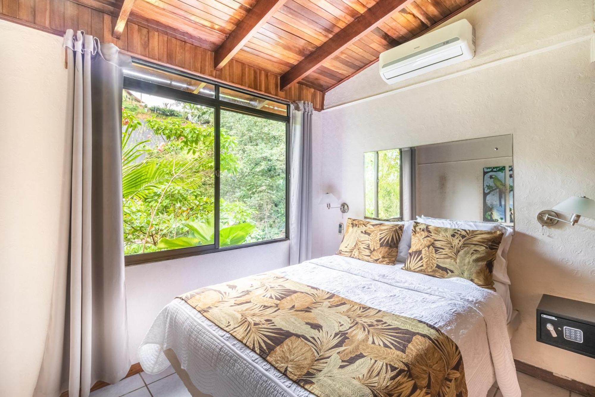 Boutique Hotel Las Cascadas The Falls Manuel Antonio Habitación foto